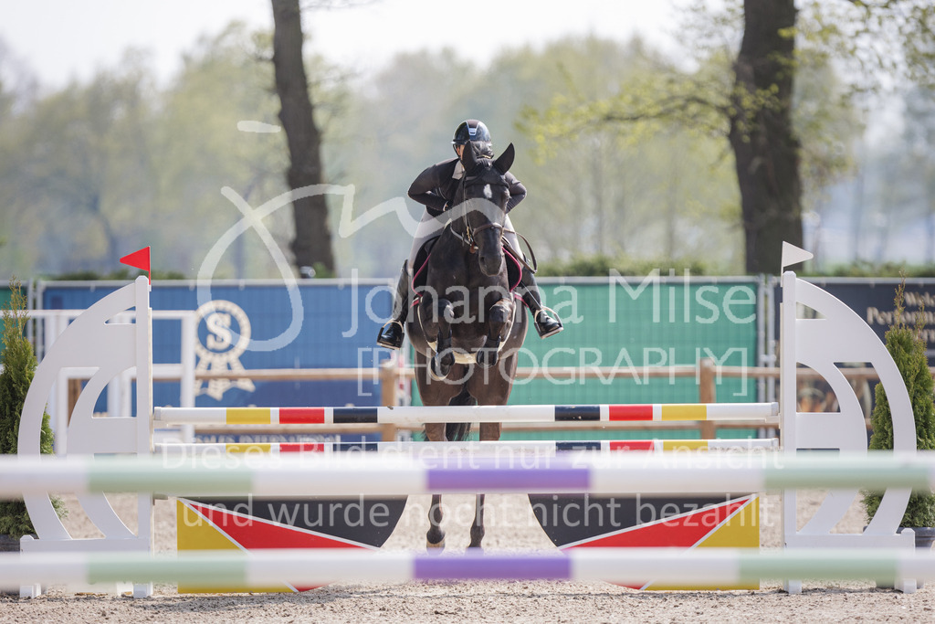 220426_Mühlen_04SprgPf-L-420 | Oerlinghausen Währentrup 26.08.2021, Stilspringprüfung Kl.A*