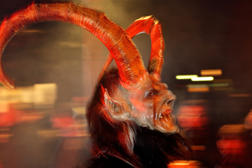 Perchtenlauf | Fuerstenfeld, Austria - November 26, 2011: Perchtenlauf. - Realisiert mit Pictrs.com