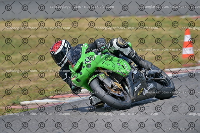 25bt04-1694 | markuskiefer.com - Realisiert mit Pictrs.com
