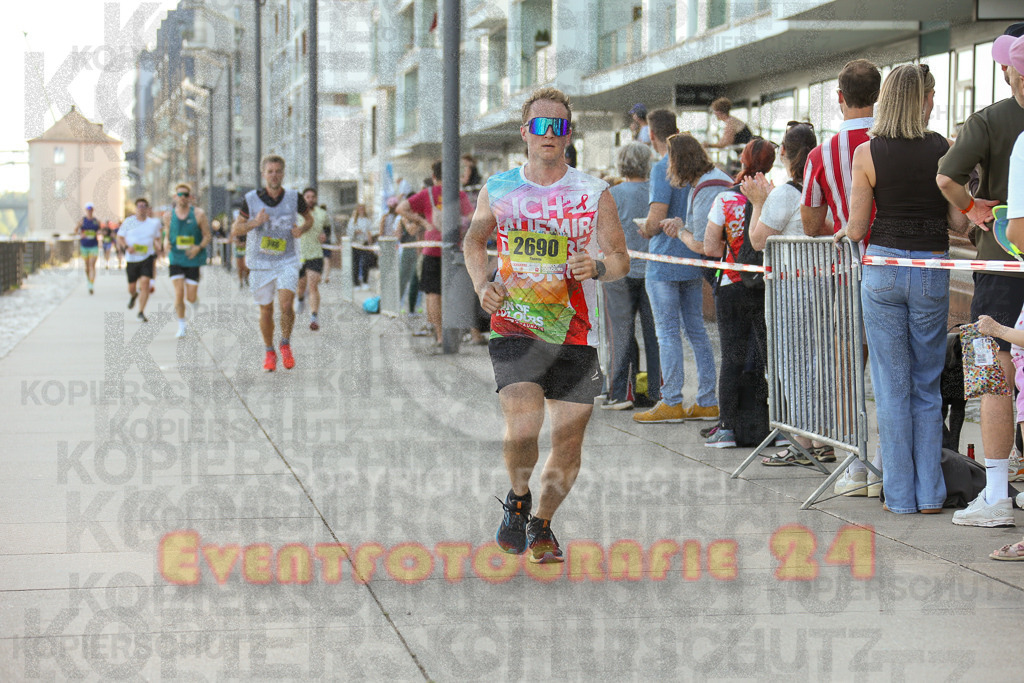 250920_1446_EX1_7505 | Sportfotografie im Rhein-Sieg Kreis, Köln, Bonn, NRW, Rheinland Pfalz, Hessen, etc. Unser Tätigkeitsfeld umfasst den Laufsport vom Volkslauf über den Marathon, Duathlon, Triathon bis zum Ultralauf wie Kölnpfad Ultra oder Schindertrail.