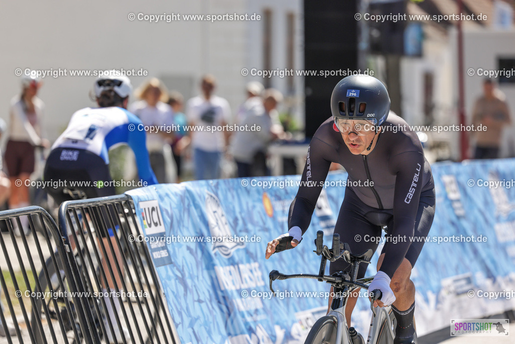 VJ__4959 | Neusiedlersee Radmarathon 2026@sportshot_your_pictrs #yourpictures#roadtowm2029 #nrm #neusiedlerseeradmarathon #neusiedlersee #neusiedlerseetourismus #burgenland #mörbisch #nrm26 #burgenlandtourismus #voglundco #poweredbyburgenlandtourismus #radsport #rad #marathon #ucigranfondo #visitburgenland #ucigranfondoworldseries