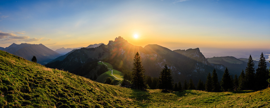 Kampenwand im Sonnenuntergang | ap-design // andreas plenk - Realisiert mit Pictrs.com