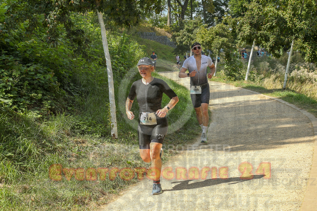 250824_1451_EX1_7788 | Sportfotografie im Rhein-Sieg Kreis, Köln, Bonn, NRW, Rheinland Pfalz, Hessen, etc. Unser Tätigkeitsfeld umfasst den Laufsport vom Volkslauf über den Marathon, Duathlon, Triathon bis zum Ultralauf wie Kölnpfad Ultra oder Schindertrail.