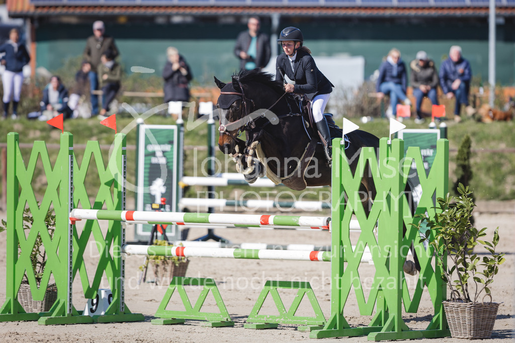 220416_4_L-Stil2-531 | Frühlingsfest der Pferde
Herford
16.April 2022
04/2 Stilspringprüfung Kl.L geschlossen 79-481 RLP