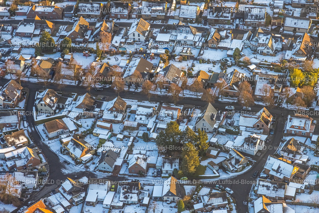 Hamm260106018 | Luftbild, Wohngebiet Middendorfstraße und Windmühlenweg in Winterlandschaft, Bockum-Hövel, Hamm, Ruhrgebiet, Nordrhein-Westfalen, Deutschland