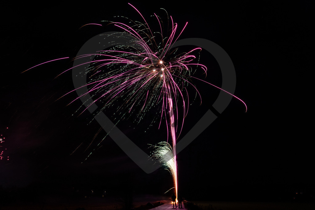 20260101_002525_Silvesterfeuerwerk | aloa-fotografie - Realisiert mit Pictrs.com