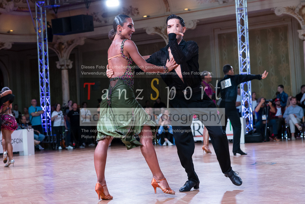 20240706_WDSF_WO_Latin_8677 | Tanzsportbilder, Standardtanz, Lateintanz, WDSF, DTV, LTVB, dancecomp, goc, hessen tanzt, blaues band der spree, walzer, tango, wiener walzer, slowfox, quickstepp, samba, rumba, cha-cha-cha, paso doble. jive, hd-kroft photography, turniertanzsport