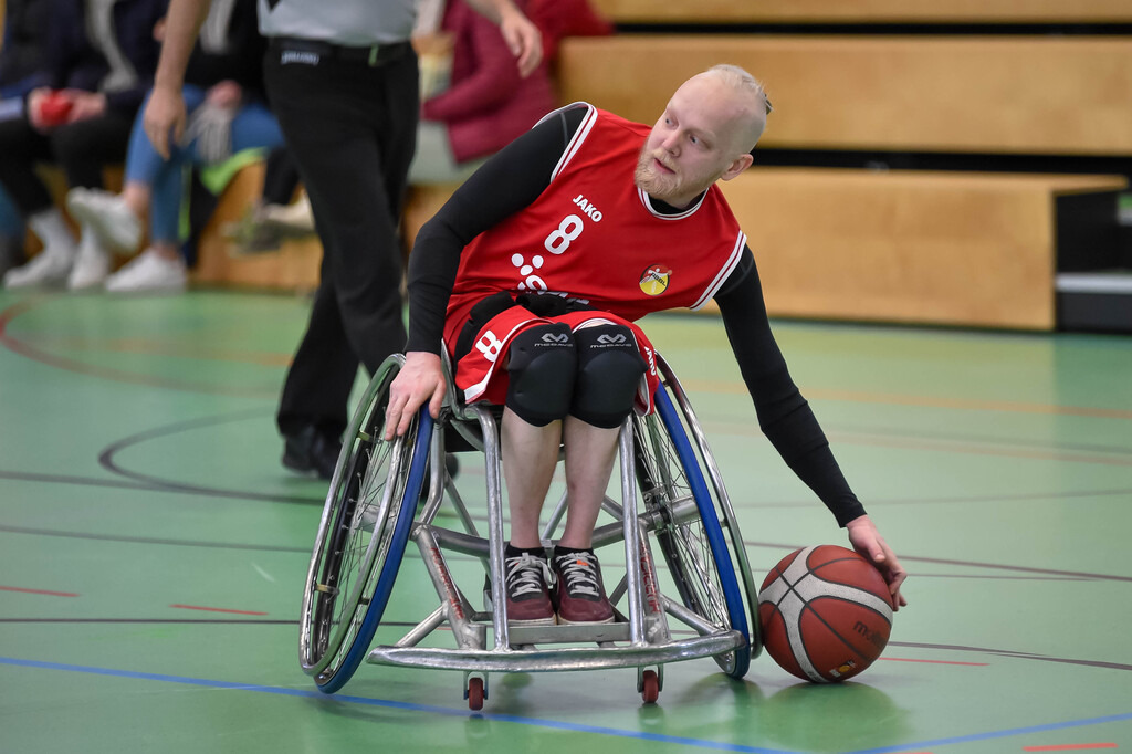 2024-03-17-0317 | #, RSKV Tübingen vs. BG Baskets Hamburg, Rollstuhlbasketball 2. Bundesliga, Saison 2023/24, 17.03.2024
Foto: Ralph Kunze - Realisiert mit Pictrs.com