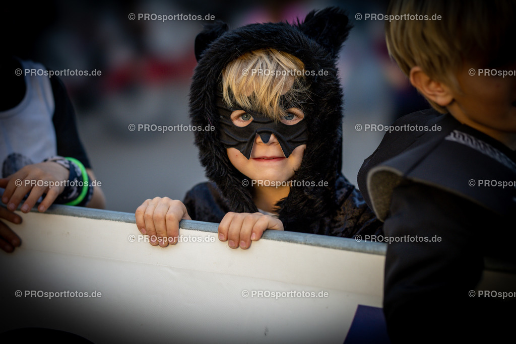 Halloween Run 2022 in Koeln, 31.10.2022 | Impressionen vom Halloween Run 2022 am 31.10.2022 in Koeln (Forstbotanischer Garten Rodenkirchen). Foto: BEAUTIFUL SPORTS/Axel Kohring