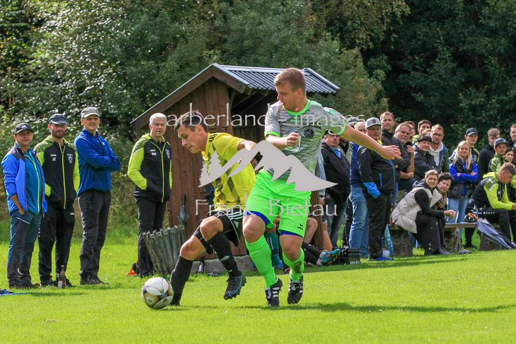 993T5780 | v.l. Dominik Jochim, Denis Ebner