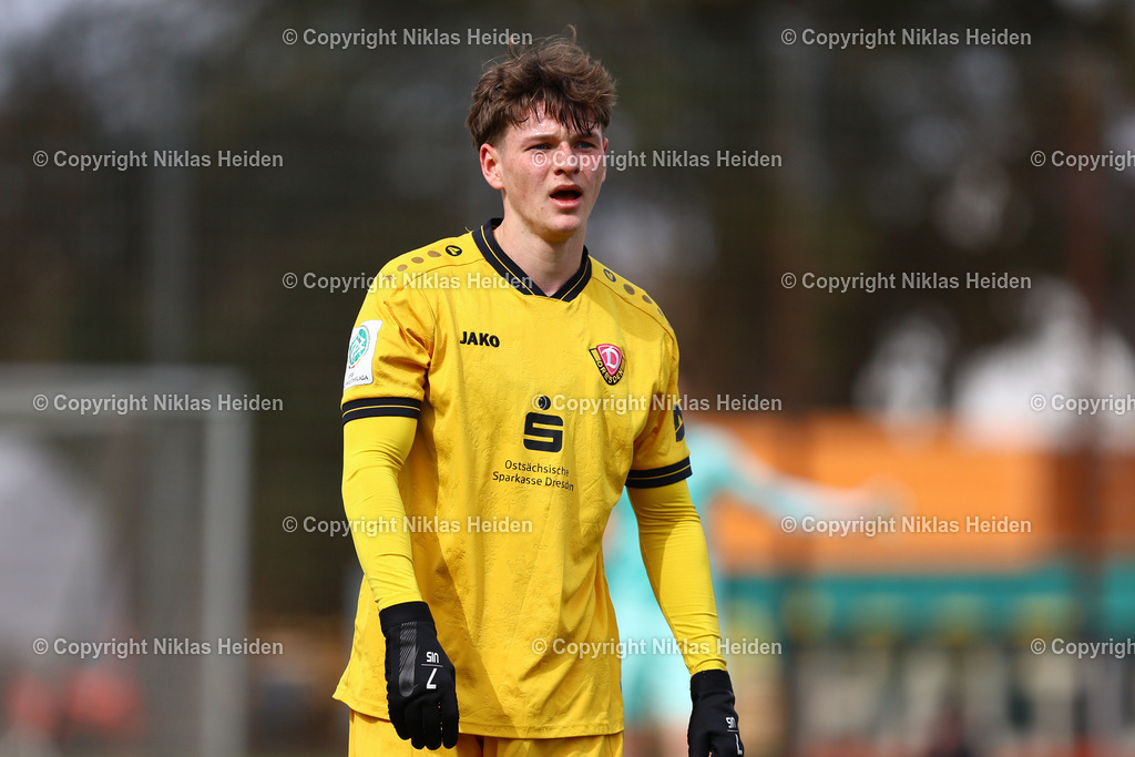 NH_FCStPauliU19_SGDynamoDresdenU19_DFBNachwuchsliga_28032026 | #10 Julius Oehmichen (SG Dynamo Dresden U19)Fußball I Junioren I U19 DFB-Nachwuchsliga Hauptrunde Liga B, Gruppe B I Saison 2025-2026 I 7. Spieltag I FC St. Pauli U19 - SG Dynamo Dresden U19 I 28.03.2026 I Sportplatz Brummerskamp