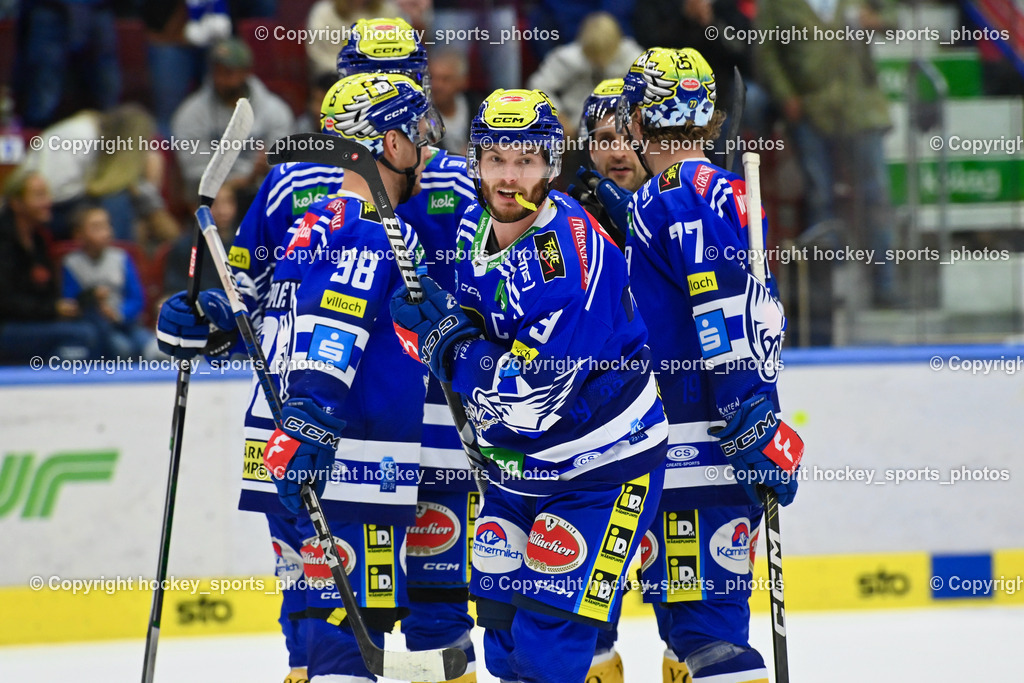 EC IDM Wärmepumpen VSV vs. HC Pustertal 8.10.2023 | Jubel EC VSV, #98 TOMAZEVIC Blaz EC VSV,  #9 RAUCHENWALD Alexander EC VSV, #77 LINDNER Philipp EC VSV, EC IDM Wärmepumpen VSV vs. HC Pustertal 8.10.2023, EC IDM Wärmepumpen VSV vs. HC Pustertal am 08.10.2023 in Villach (Stadthalle Villach), Austria, (Photo by Bernd Stefan)