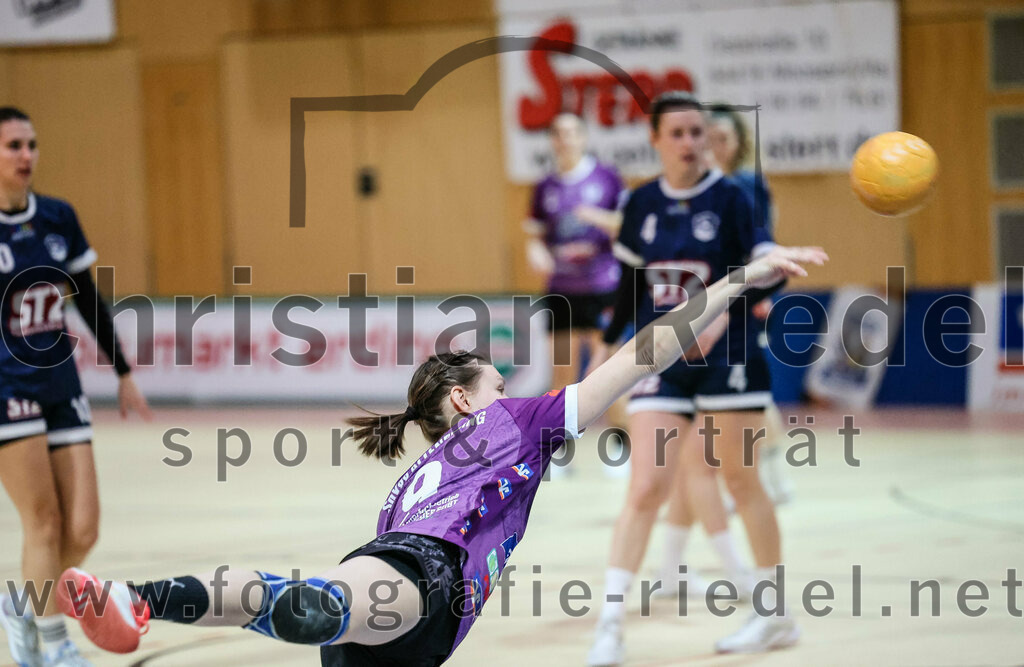 2024-02-03_013_SpVgg_Altenerding_gegen_SpVgg_Erdweg | Erding, Deutschland, 03.02.2024:
Handball, Bezirksoberliga Frauen Altbayern 2023 / 2024, 13. Spieltag, SpVgg Altenerding gegen SpVgg Erdweg, Endergebnis: 25:21

Julia Kranich (SpVgg Altenerding, #9)

Foto: Christian Riedel / fotografie-riedel.net