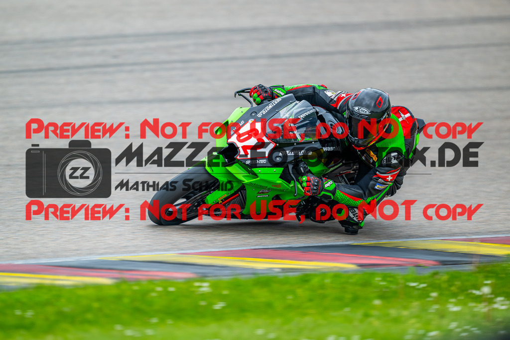 MaZZes_FotoMatrix_240504_6007705_3164 | STK1000