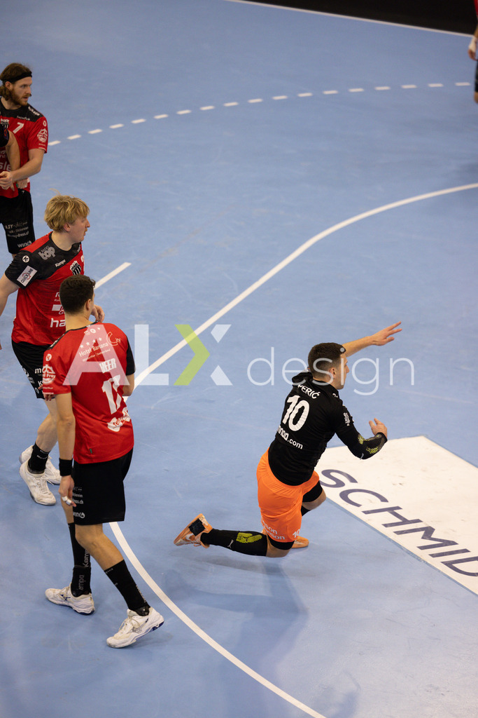 Handballen I Herren I Saison 2025-2026 I Quickline Handball League 2026 | Men I 18. Spieltag I Pfade Winterthur - Kadetten Schaffhausen I 20.12.2025 | 10 Josip Perić (Kadetten Schaffhausen) - Rückraum mitte - Realisiert mit Pictrs.com