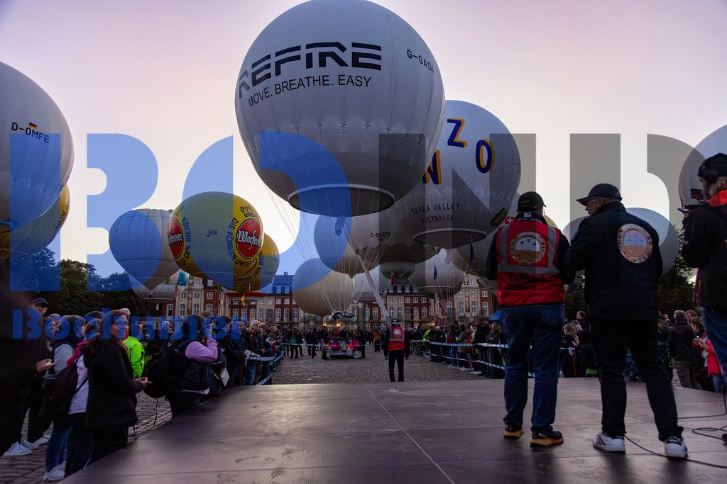 JEM_MUNGBC20240914-7 | bond - Realisiert mit Pictrs.com