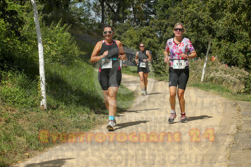 250824_1247_EX1_0556 | Sportfotografie im Rhein-Sieg Kreis, Köln, Bonn, NRW, Rheinland Pfalz, Hessen, etc. Unser Tätigkeitsfeld umfasst den Laufsport vom Volkslauf über den Marathon, Duathlon, Triathon bis zum Ultralauf wie Kölnpfad Ultra oder Schindertrail.
