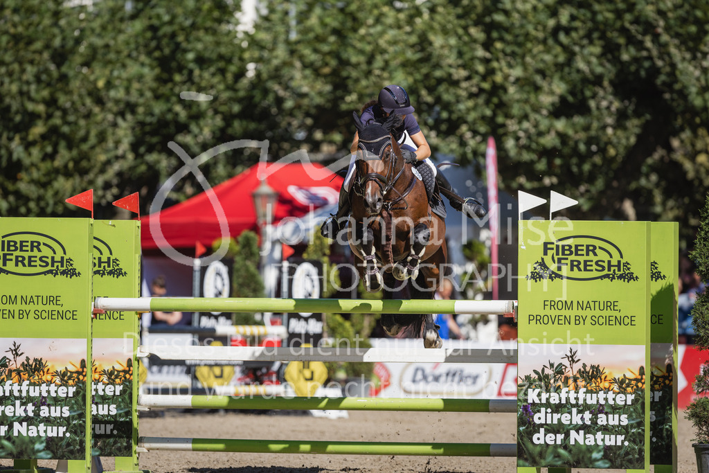 230909_OWLCh_Amateur-L-917 | Deine schönsten Turniermomente als professionelle Fotos! Entdecke hochwertige Pferdesport-Fotografie im Online-Shop. Jetzt Fotos finden & bestellen!