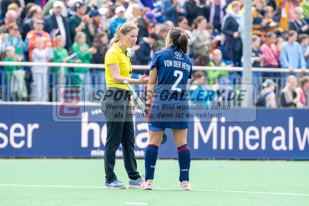 Final4_20240519-1303-0047 | Bonn, Deutschland, 19.05.2024: Lucina von der Heyde (Mannheimer HC) in Aktion waehrend des Spiels der Deutsche Feldhockey-Meisterschaften 2024 zwischen Final 4 Damen Finale Düsseldorfer HC - Mannheimer HC im Bonner THV am 19.05.2024 in Bonn, Deutschland. (Foto von Stephan Fehrmann)

Bonn, Germany, 19.05.2024: Lucina von der Heyde (Mannheimer HC) in action during the game of Deutsche Feldhockey-Meisterschaften 2024 between Final 4 Damen Finale Düsseldorfer HC - Mannheimer HC in Bonner THV at 19.05.2024 in Bonn, Deutschland. (Foto from Stephan Fehrmann)
