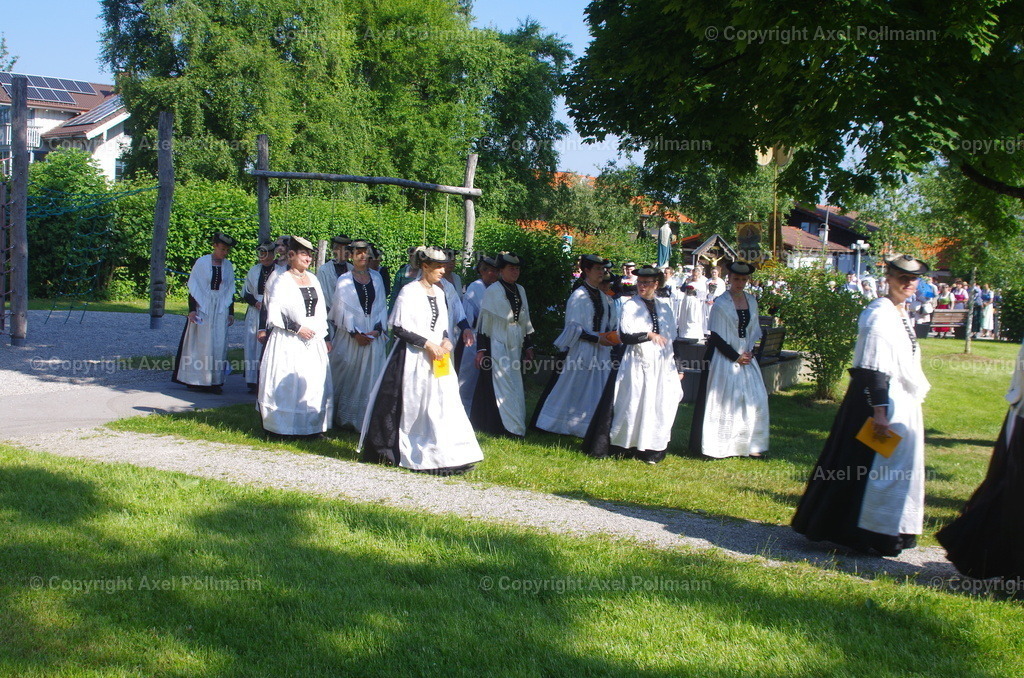 IMGP3057 | fotografiert von Axel PollmannLeonhardi Wallfahrt Benediktbeuern und Murnau, Fronleichnam, Fasching, Landschaft im Loisachtal und Benediktbeuern  - Realisiert mit Pictrs.com