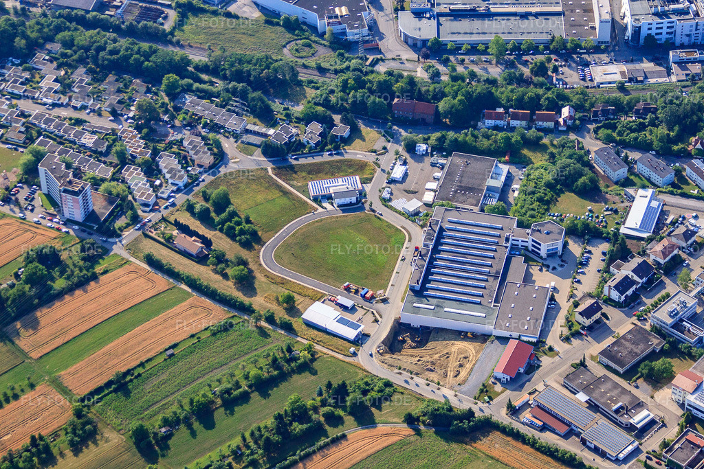 Luftbild: Enayati Oberflächentechnik GmbH in Birkenfeld im Bundesland Baden-Württemberg in Deutschland. Foto: IMG_69932.jpg vom 06.07.2014 durch Werner Riehm/FLY-FOTO.deEnayati Oberflächentechnik - Experten für Oberflächenveredelung