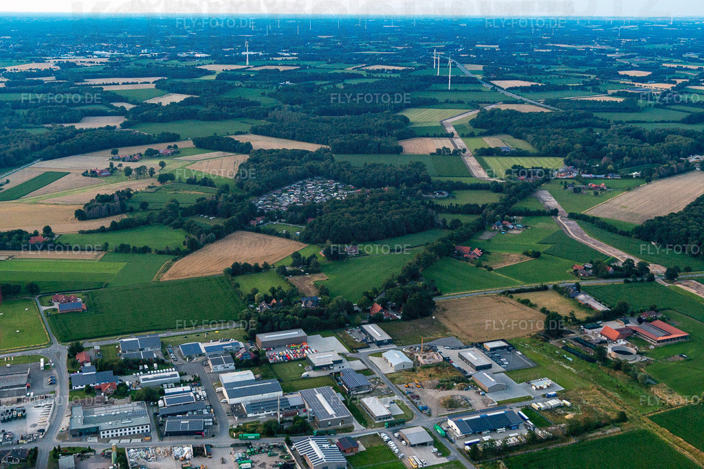 Erholungsgebiet Waldvelen,  Familie ven der Buss | Luftbild: Erholungsgebiet Waldvelen,  Familie ven der Buss in Velen im Bundesland Nordrhein-Westfalen in Deutschland. Foto: IMG_008144.jpg vom 13.07.2020 durch Werner Riehm/FLY-FOTO.de - Realisiert mit Pictrs.com