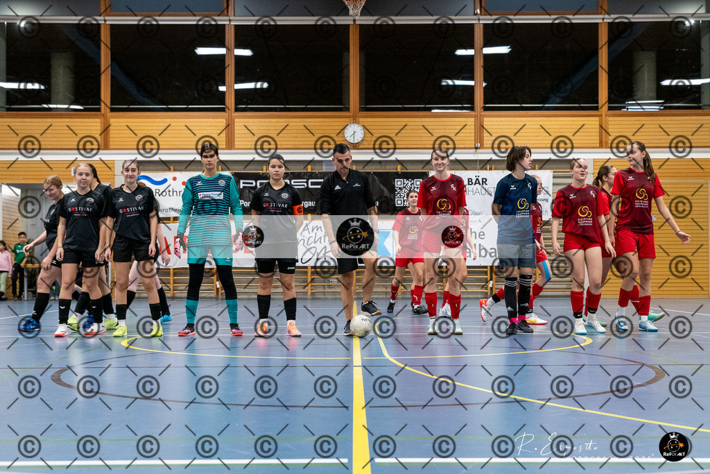 20251130_FCR-Hallenturnier-FF-17_RAW-5_035-9 | Sport und Naturfotografie von Roberto Esposito zeigt echte Momente Bewegung und die Schönheit der Natur. Ausdrucksstarke Bilder schaffen Emotionen.