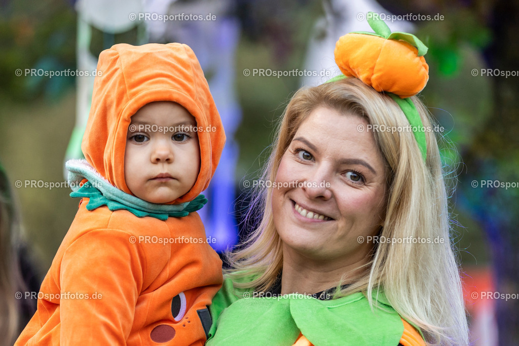Sparda-Bank Halloween-Run Koeln 2023, 31.10.2023, Forstbotanischer Garten Rodenkirchen, Koeln | Impressionen vom Sparda-Bank Halloween-Run Koeln 2023, 31.10.2023, Forstbotanischer Garten Rodenkirchen, Koeln