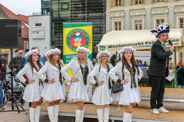 Faschingswecken am Hauptplatz Feldkirchen | Bildershop von pixelworld.at - Realisiert mit Pictrs.com