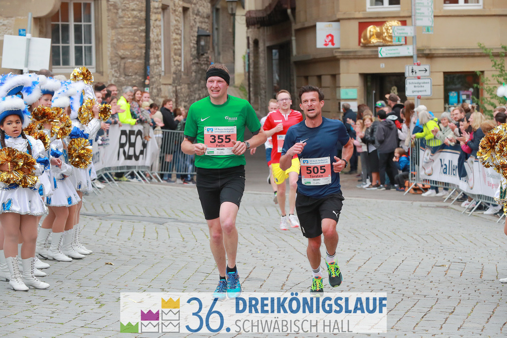 VR Bank Hauptlauf 10km | 3königslauf 2022 VR Bank Hauptlauf - Realisiert mit Pictrs.com