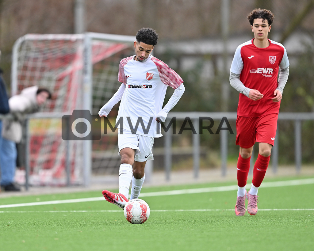 Fussball I Herren I Saison 2025-2026 I Bundesliga I 6. Spieltag I Eintracht Frankfurt - FC Bayern München  | MWMARA - Realisiert mit Pictrs.com