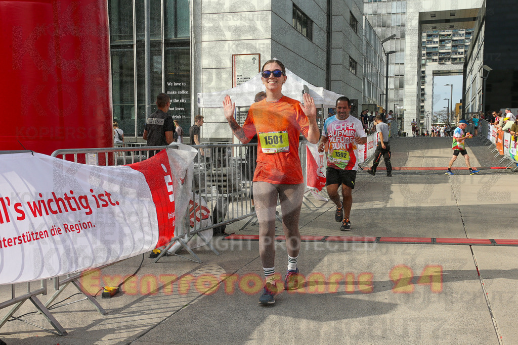250920_1535_EX1_0151 | Sportfotografie im Rhein-Sieg Kreis, Köln, Bonn, NRW, Rheinland Pfalz, Hessen, etc. Unser Tätigkeitsfeld umfasst den Laufsport vom Volkslauf über den Marathon, Duathlon, Triathon bis zum Ultralauf wie Kölnpfad Ultra oder Schindertrail.