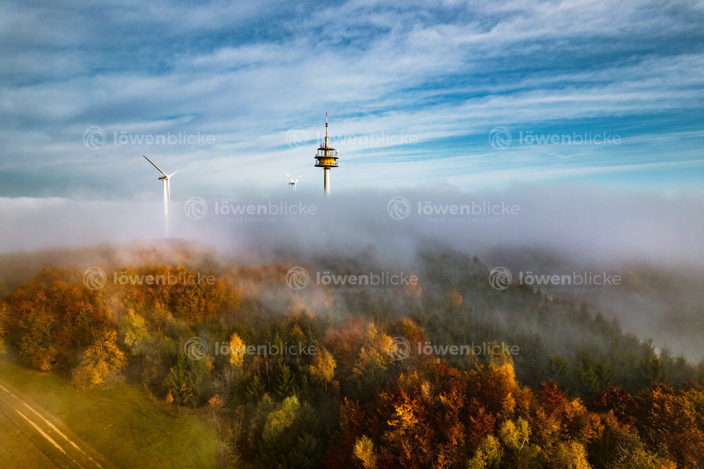 Funkturm Stötten im Nebel | löwenblicke | shop