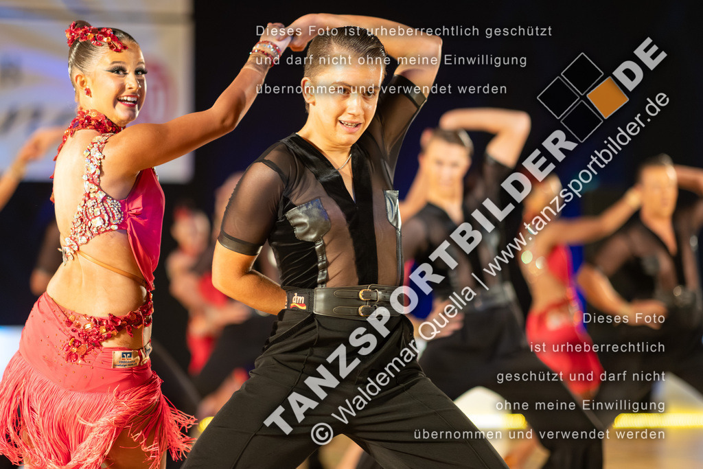 20260321-10999 | Hier finden Sie Tanz Bilder vom Latein und Standard Formationen tanzen. Sportbilder vom Tanzsport. Schöne Fotos und von Weltmeisterschaft, Europameisterschaft, Bundesliga, Regionalliga, Oberliga und Landesliga sowie von GOC Stuttgart, DanceComp, WM Bremen