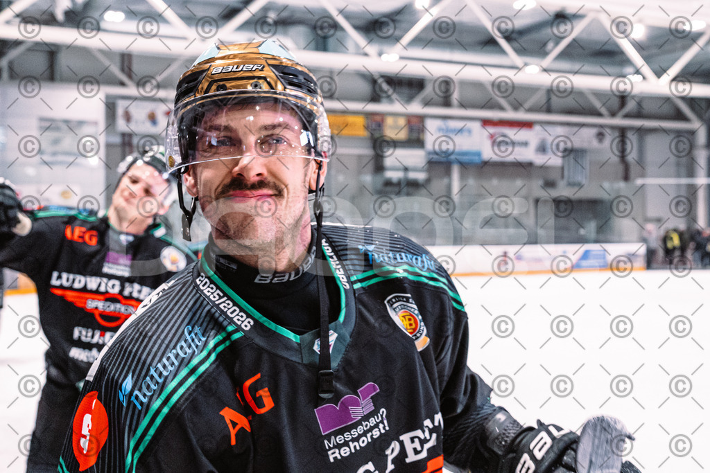 Alligators_vs_Memmingen_05_12_2025-230 | Höchstadt Alligators Fotogalerie: Eishockey-Action aus Franken. Professionelle Spielfotos, Portraits & Stadionbilder zum Download. Jetzt entdecken! - Realisiert mit Pictrs.com