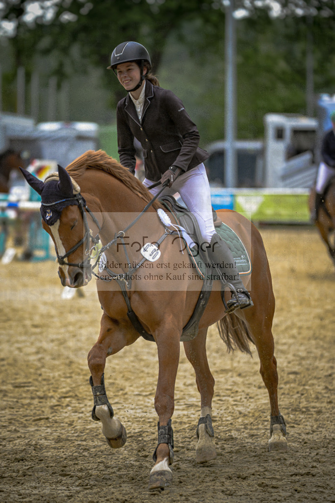 20240505-DOS_1611 | Entdecke hochwertige Reitturnierfotos von Foto Oger. Professionell, emotional und authentisch – jetzt Lieblingsmomente im Shop bestellen.Deutschlandweite Turnierfotografie. - Realisiert mit Pictrs.com