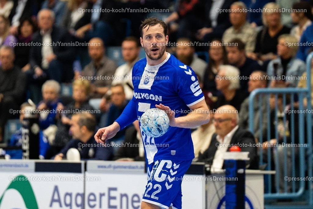 xYDR22022501028 | 22.02.2025, xydrx, Handball, 1.HBL, VFL Gummersbach - Rhein-Neckar-Löwen, Schwalbe-Arena: Kentin Mahe (VFL Gummersbach #22)