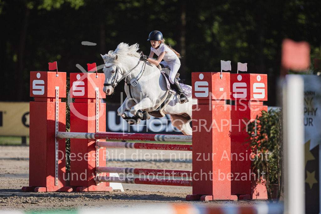 250501_MünsterHandorf_PonyTrophy-350 | Deine schönsten Turniermomente als professionelle Fotos! Entdecke hochwertige Pferdesport-Fotografie im Online-Shop. Jetzt Fotos finden & bestellen!