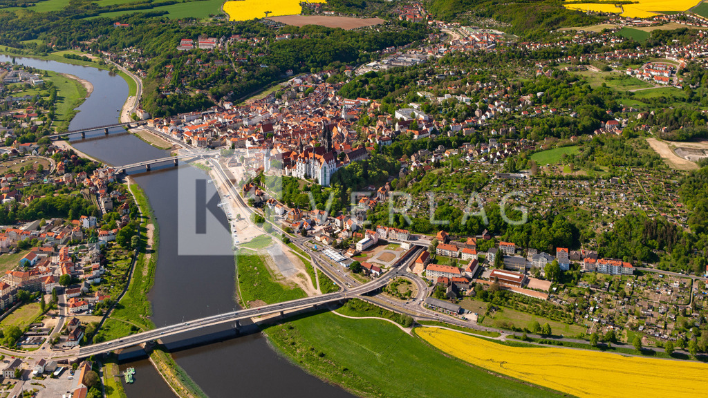 Wandbild-Pano-Meissen-Albrechtsburg-Luftbild-0I81164 | Blick auf das sächsische Meissen - Realisiert mit Pictrs.com