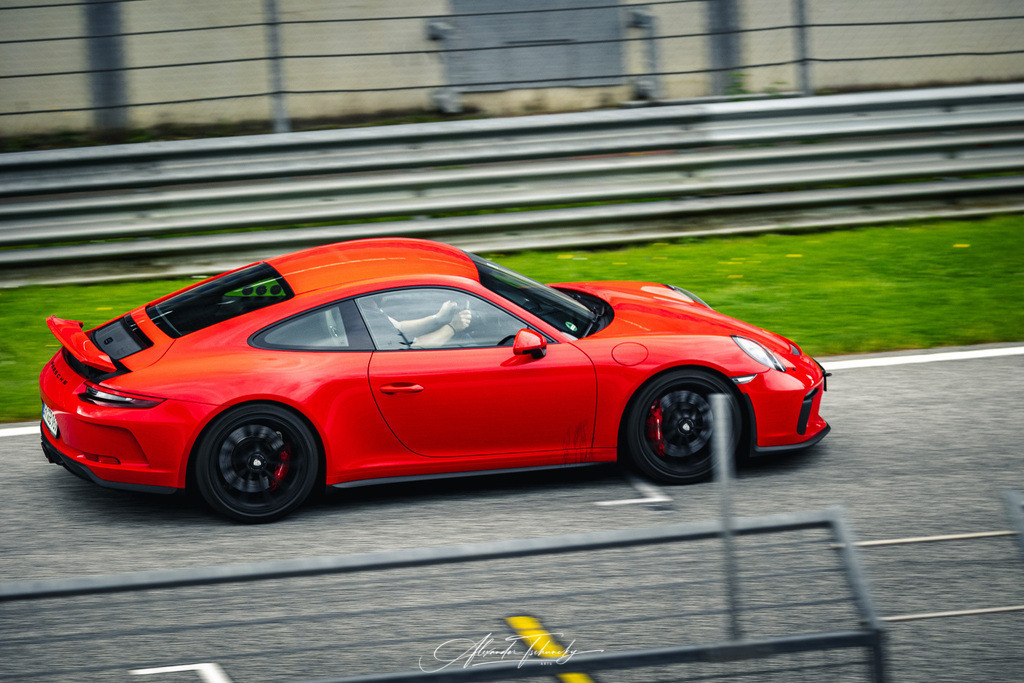 R6PZ0748 _Alexander Tschuncky | Entdecken Sie die faszinierende Welt von Alexander Tschuncky Arts: Kreative Fotografie, atemberaubende Automobilkunst und hochwertiger Bilderdruck. Lassen Sie sich inspirieren! - Realisiert mit Pictrs.com