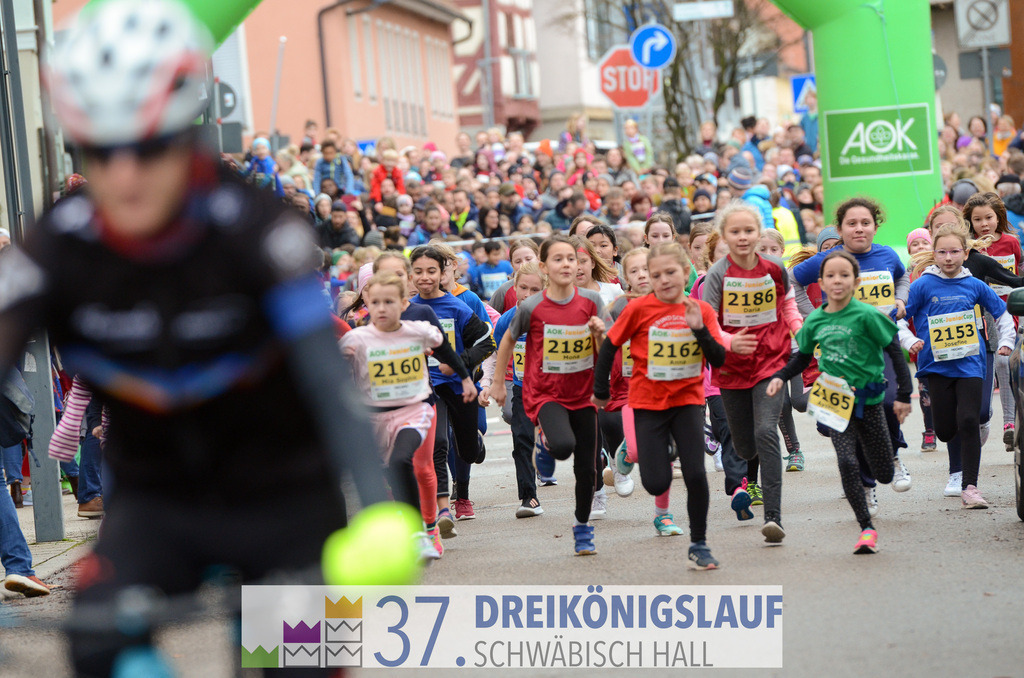 AOK JuniorCup 400m | 3Koenigslauf 2023 - Realisiert mit Pictrs.com