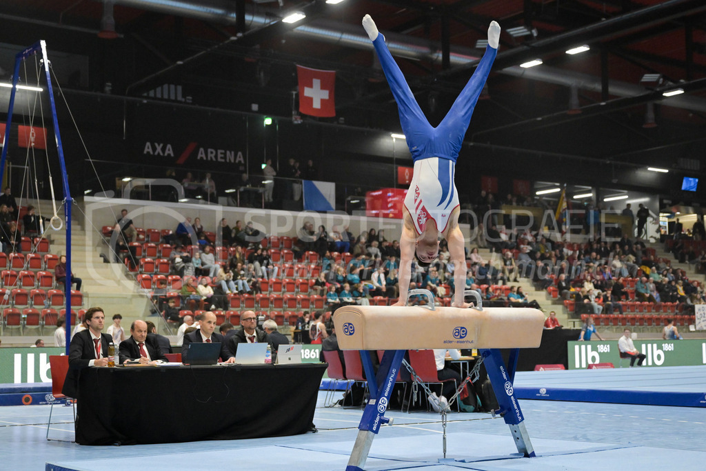 Schweizer Meisterschaften Kunstturnen Mannschaften Männer (B) - 22. November 2025 | Schweizer Meisterschaften Kunstturnen Mannschaften Männer (B)AXA Arena, WinterthurBild: Sportfotografie Markus Aeschimann | www.markus-aeschimann.ch - Realisiert mit Pictrs.com