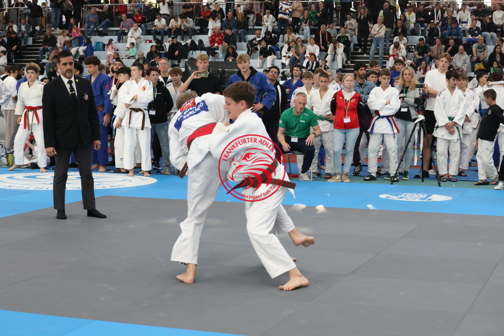 1J7A2265 | Fotos vom Adler Cup - Pictures from Adler Cup

Hier findet Ihr alle Eindrücke und großen Momente der Adler Cup Wochenenden. Here you will find all impressions and great moments of the Adler Cup weekends. - Realisiert mit Pictrs.com