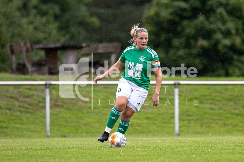 Union Bevensen Frauen - Maiwald_ Nele (Solo) vs Fortuna Celle BP 030825 dlP | immodelaporte-sportfotos - Realisiert mit Pictrs.com