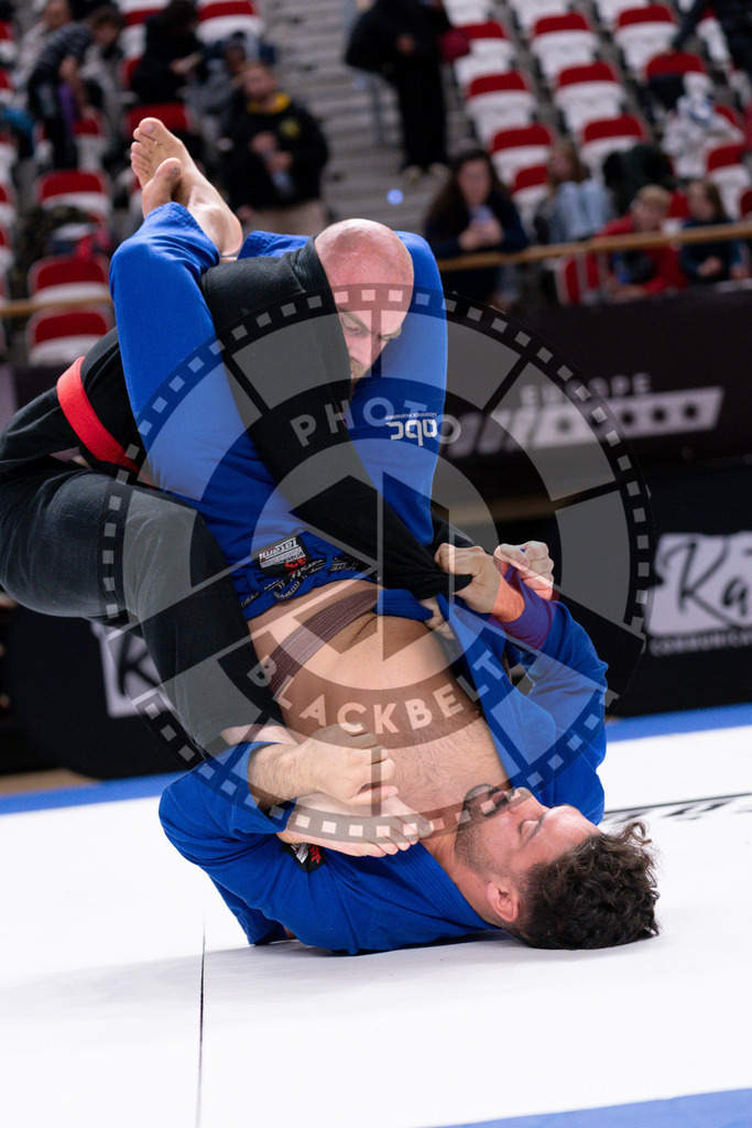 20241013PBB3796 | Athletes compete during the AJP Tour Europe Continental Jiu-Jitsu Amateurs & Masters Championship on October 13, 2024 in Almere near Amsterdam, Netherlands. © Chiara Dazi / photoblackbelt