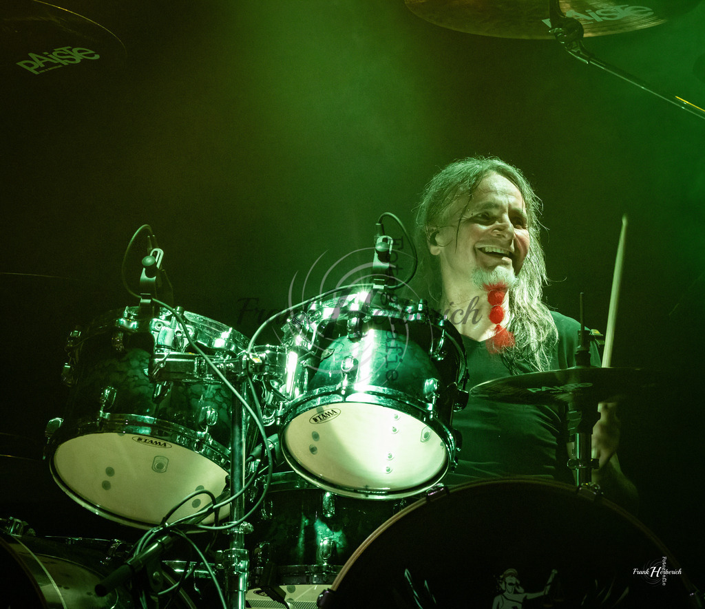 Justice Geiselwind 21.03.2026 | Frank Herberich Fotografie, Frank Herberich, Fotografie, Hochzeit, Portrait, St. Peter Ording, Ording, Westerhever, Nordsee, Frank Fotografie, Hardheim,  Odenwald,Walldürn, Band,Eventfotografie - Realisiert mit Pictrs.com