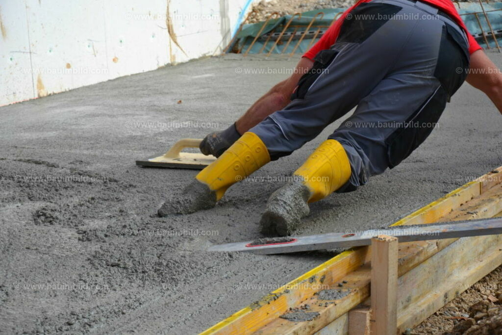 bib-lg04-betonarbeiten-0425 | Nach LV-Leistungsgruppen sortierte Detailfotos über den Bau eines Hauses. Alle Hausbau-Bilder direkt vom Urheber und Autor der Website Haus-Selber-Bauen.com