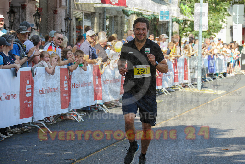 250621_1041_EX1_2117 | Sportfotografie im Rhein-Sieg Kreis, Köln, Bonn, NRW, Rheinland Pfalz, Hessen, etc. Unser Tätigkeitsfeld umfasst den Laufsport vom Volkslauf über den Marathon, Duathlon, Triathon bis zum Ultralauf wie Kölnpfad Ultra oder Schindertrail.