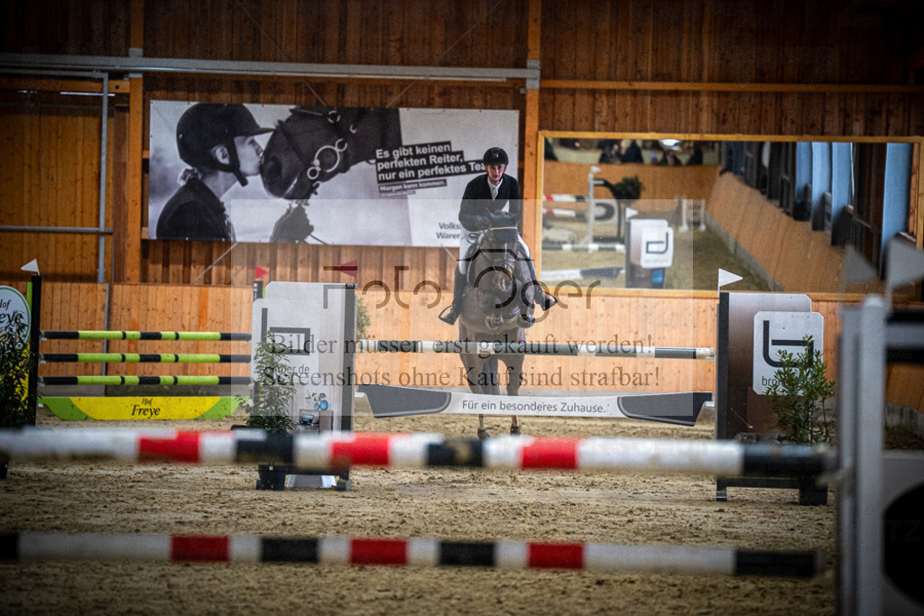 DOS_1184 | Entdecke hochwertige Reitturnierfotos von Foto Oger. Professionell, emotional und authentisch – jetzt Lieblingsmomente im Shop bestellen.Deutschlandweite Turnierfotografie. - Realisiert mit Pictrs.com