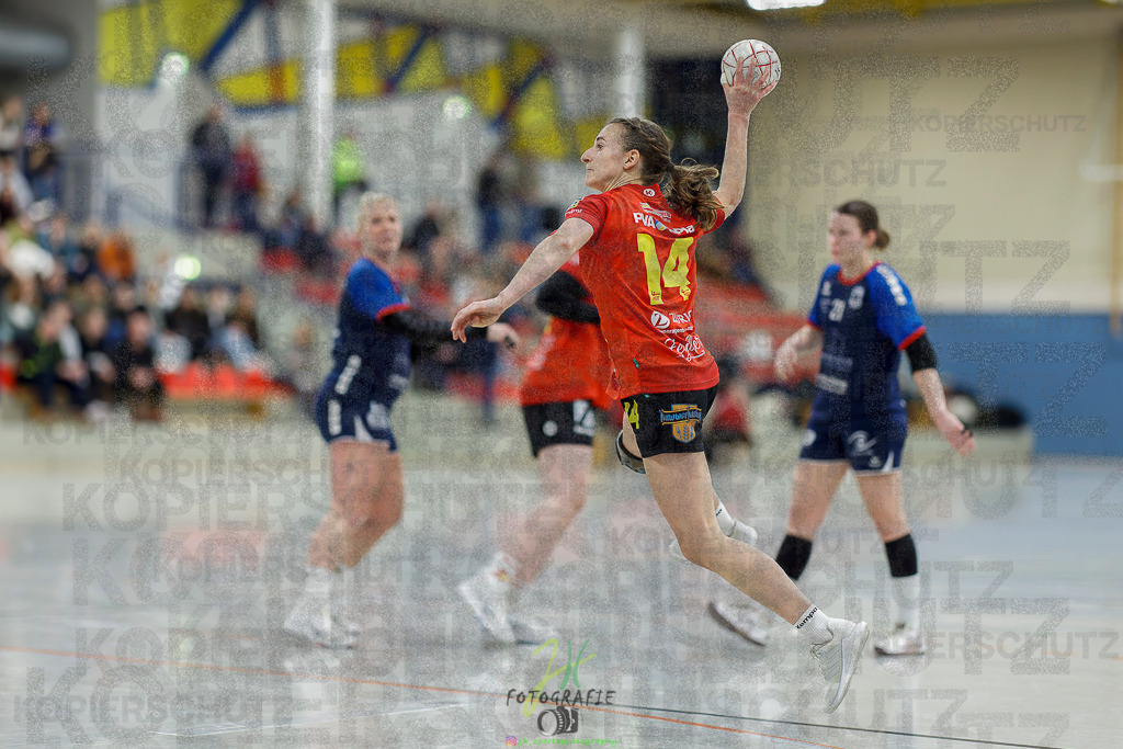 Frauen Regionalliga (HHV); HSG Wettenberg - TV Hüttenberg | Frauen Regionalliga (HHV); HSG Wettenberg - TV Hüttenberg am 06.12.2025 in Launsbach (Wettenberg) (Halle GS Launsbach (Wettenberg))Photo © 2025 - Jörg Heinrich - Realisiert mit Pictrs.com